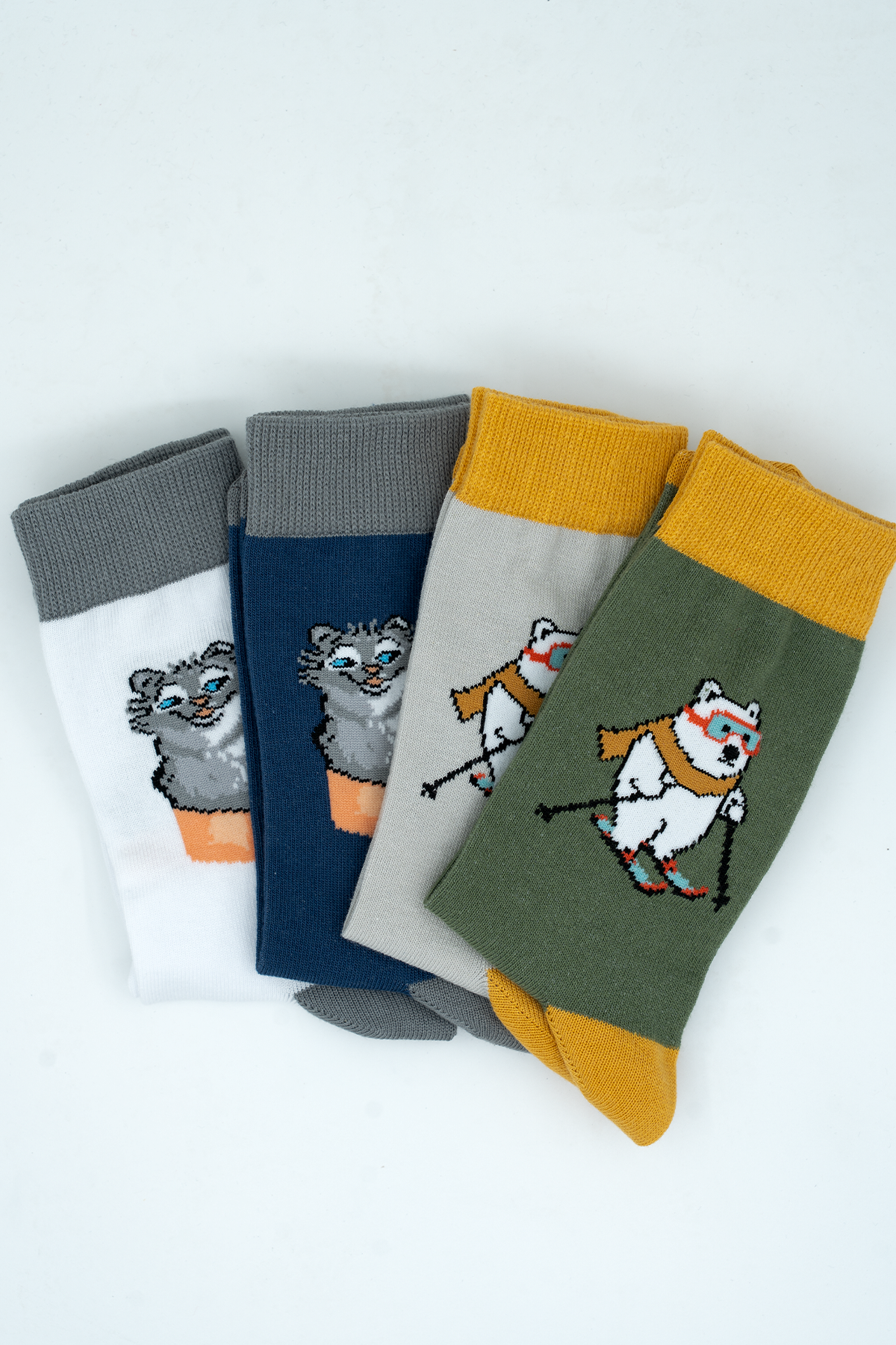 Stocalze Unisex Pamuklu Kedi ve Ayı Özel Desenli 4 Farklı Renkli Esnek Terletmez Rahat Soket Çorap