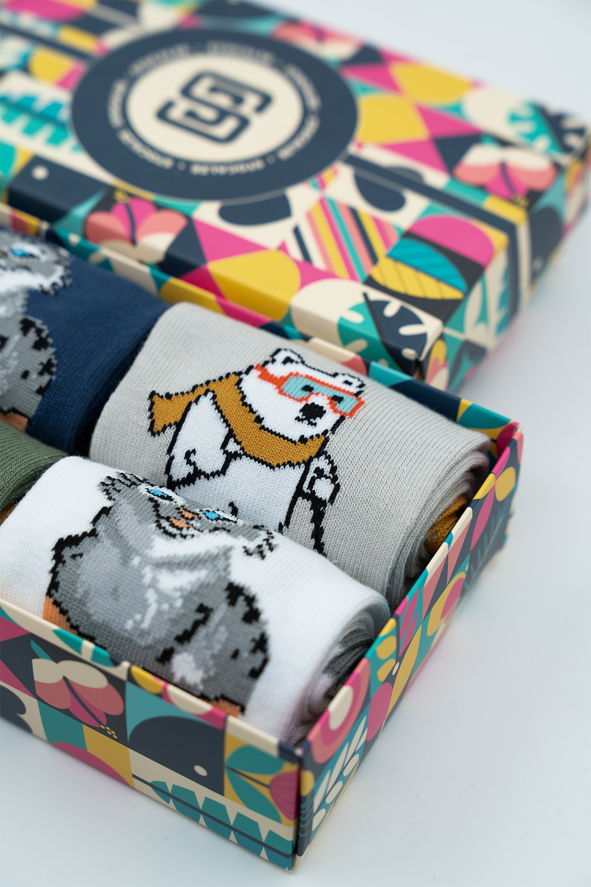 Stocalze Unisex Pamuklu Kedi ve Ayı Özel Desenli 4 Farklı Renkli Esnek Terletmez Rahat Soket Çorap